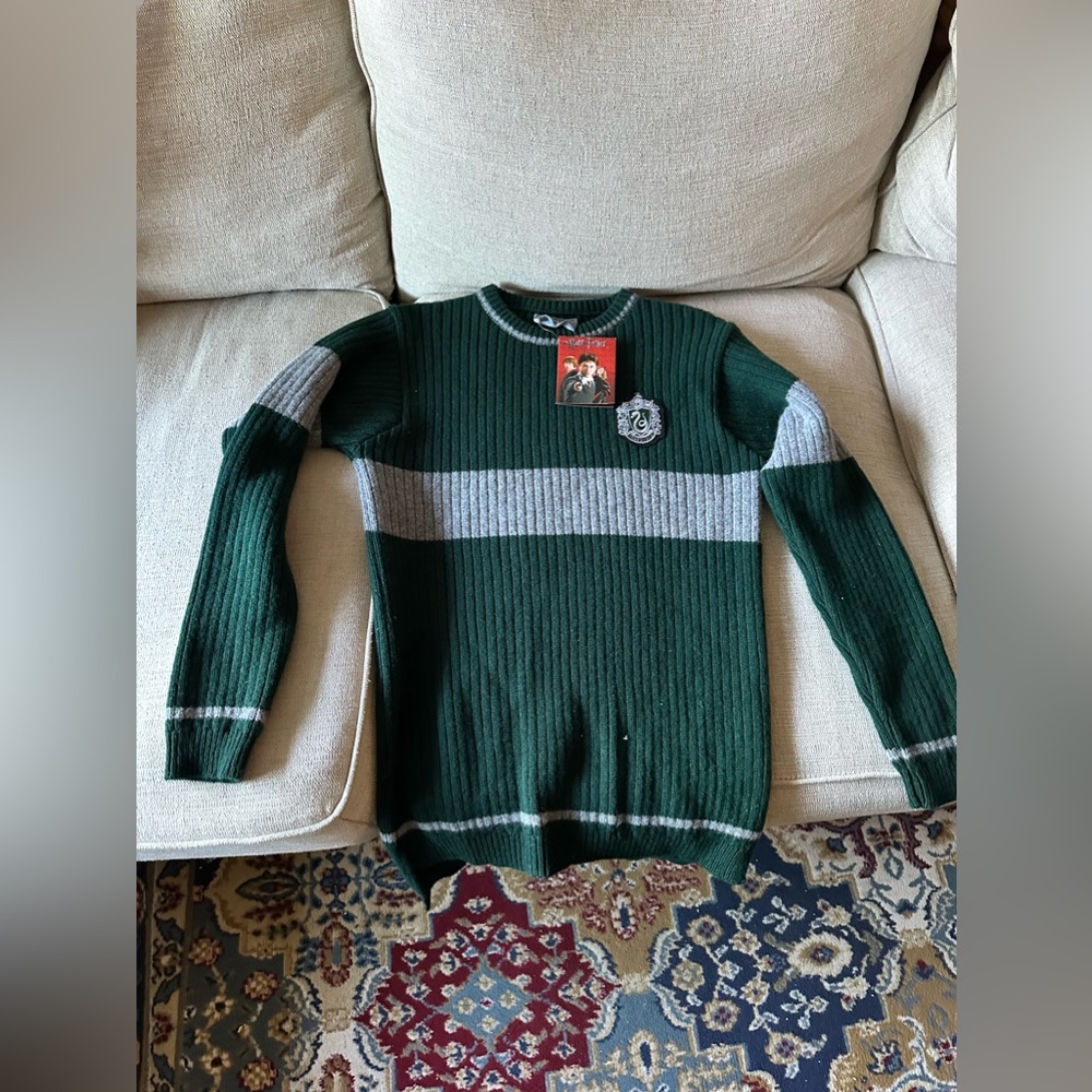 Harry Pitter Slytherin Sweater.